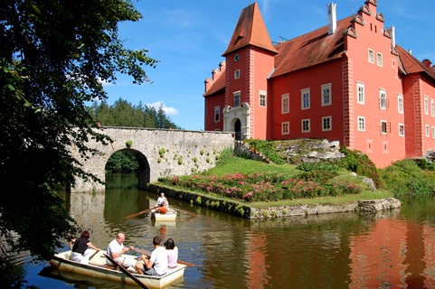 Zámek Červená Lhota